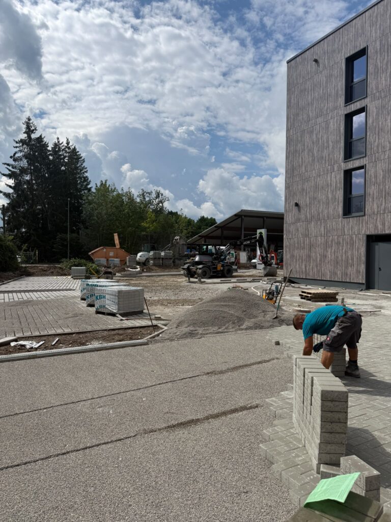 Kokollari Bau - Außenanlegen Pflasterarbeiten Allgäu